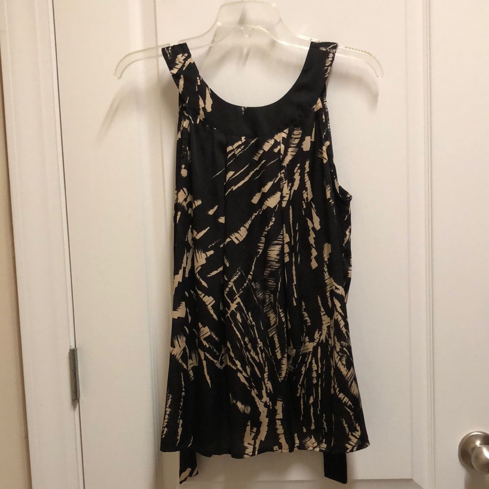 a.n.a Black and Tan Patterned Sleeveless Top